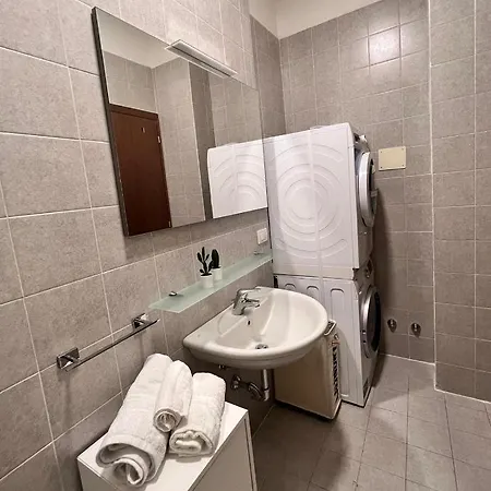 De Luxe Giada Apartman Bologna
